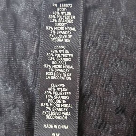 SKIMS SIDE STRING FLOCKED LOGO PANTY NWT - Picture 7 of 11